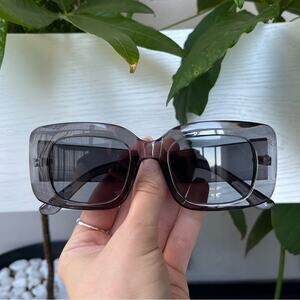 🌿 No name Retro Rectangle Sunglasses in Dark Gray
